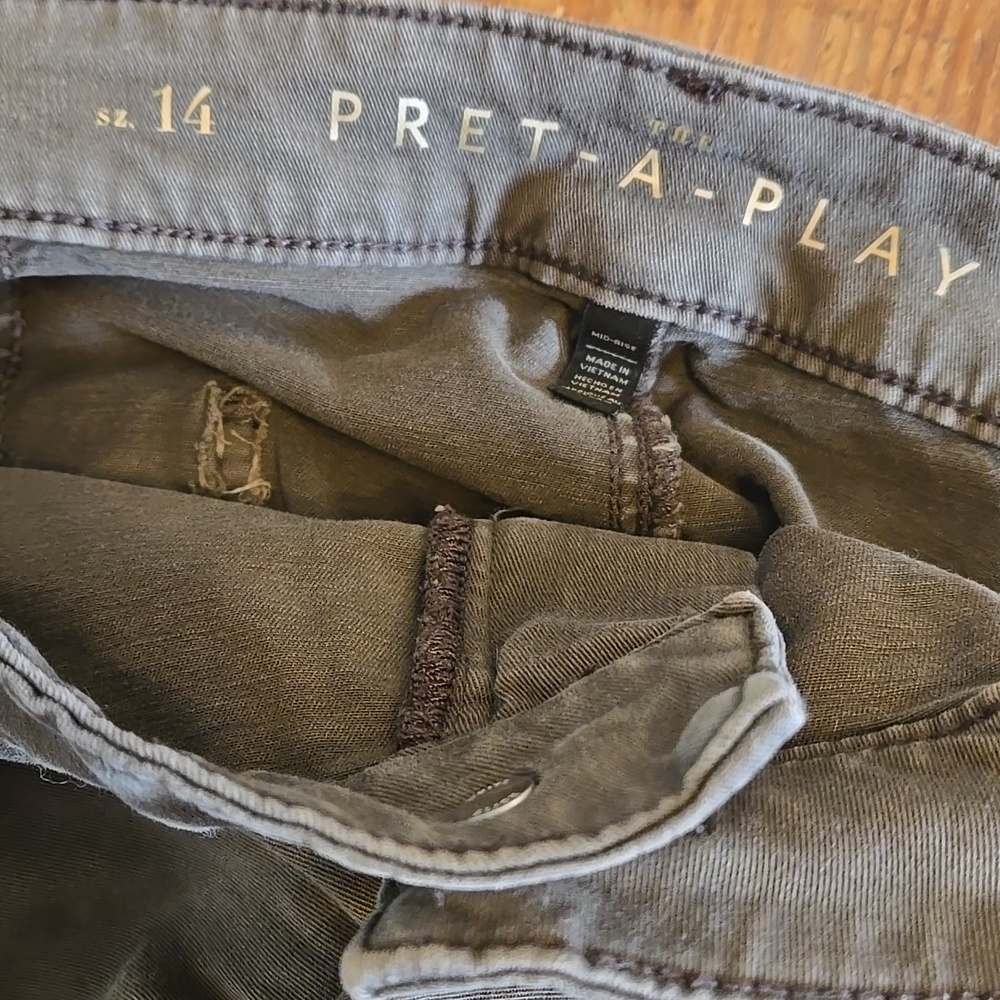 White House Black Market Pret A Play Olive Green Cuffed Cargo Shorts - Picture 3 of 6